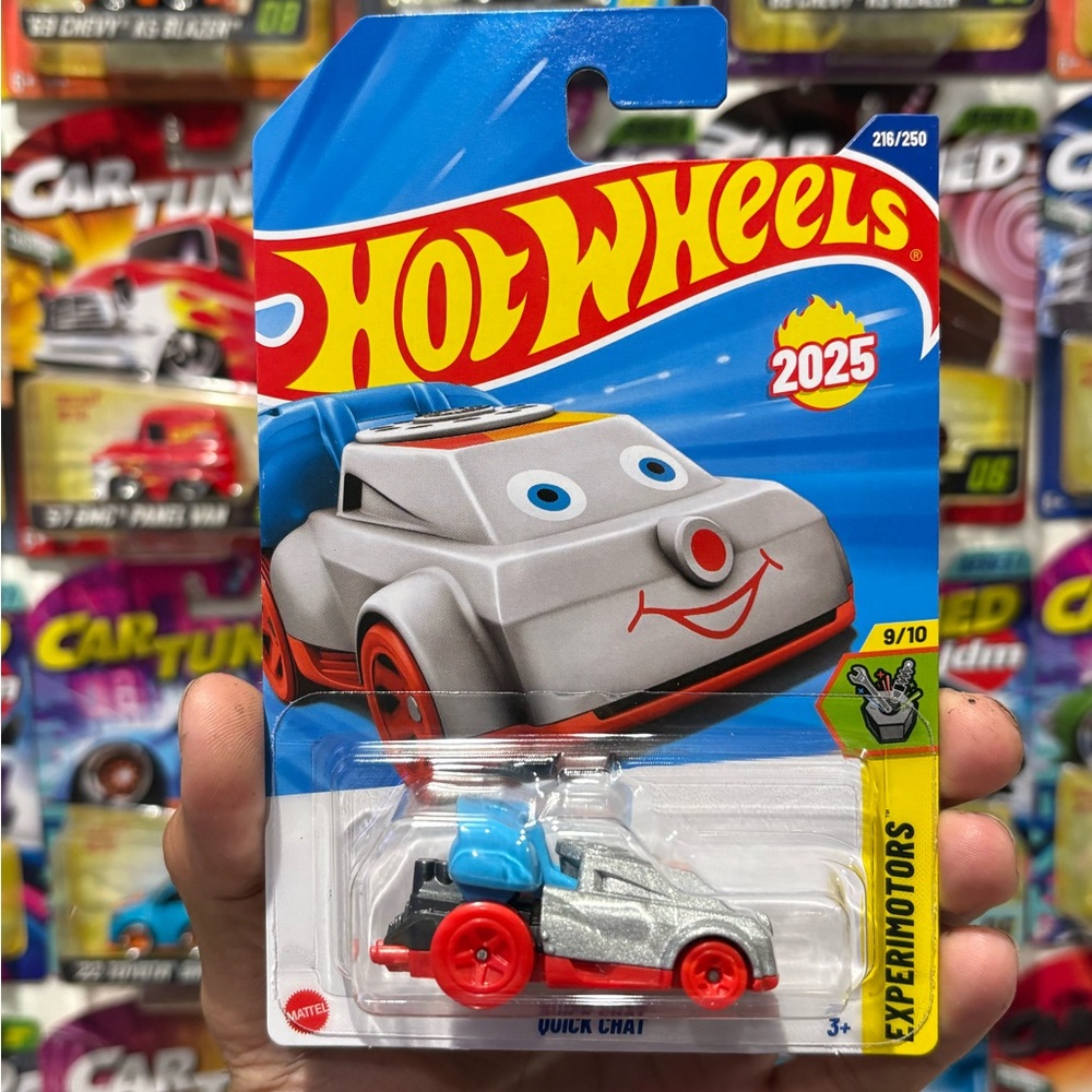 Mattel Hot Wheels Quick Chao - Blue, Silver, Red
